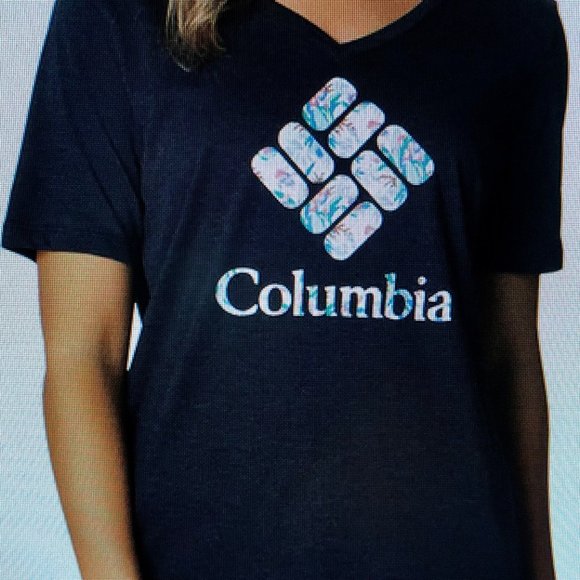 Columbia Tops - Columbia Bluebird Day T-Shirt in Midnight Blue Size M NWT